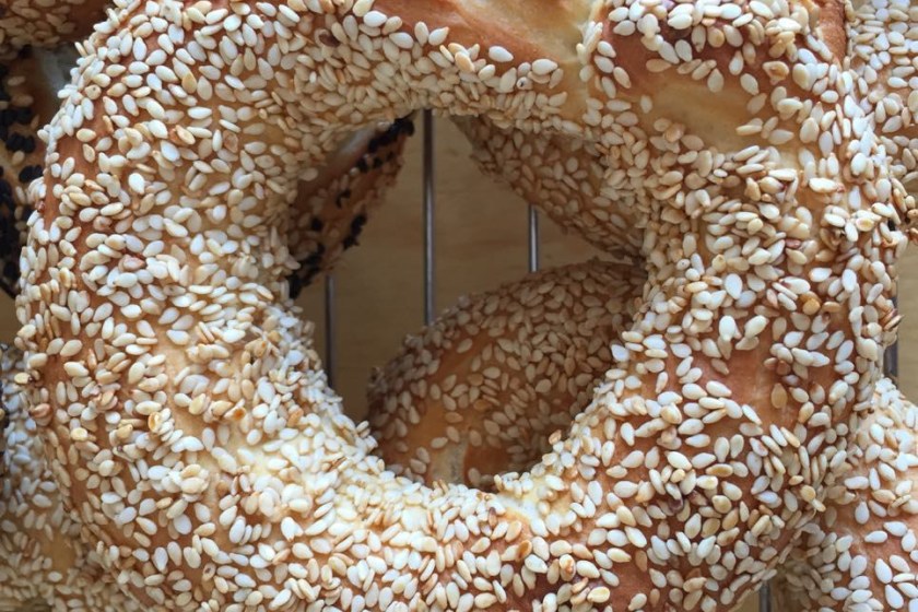 sesame breadrings
